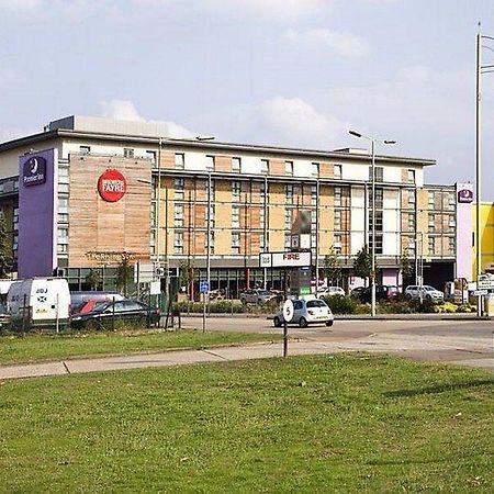 Premier Inn Watford - Croxley Green エクステリア 写真