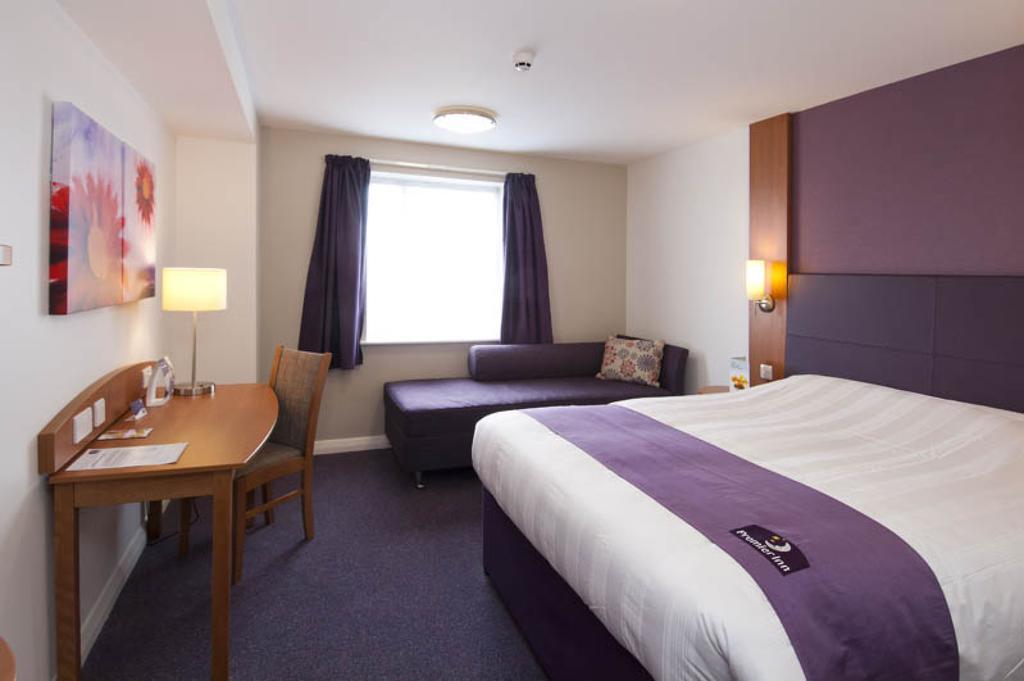 Premier Inn Watford - Croxley Green エクステリア 写真