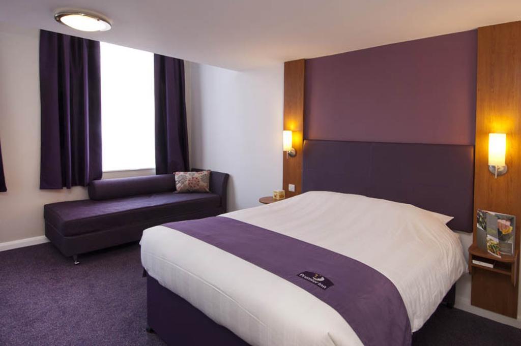 Premier Inn Watford - Croxley Green エクステリア 写真