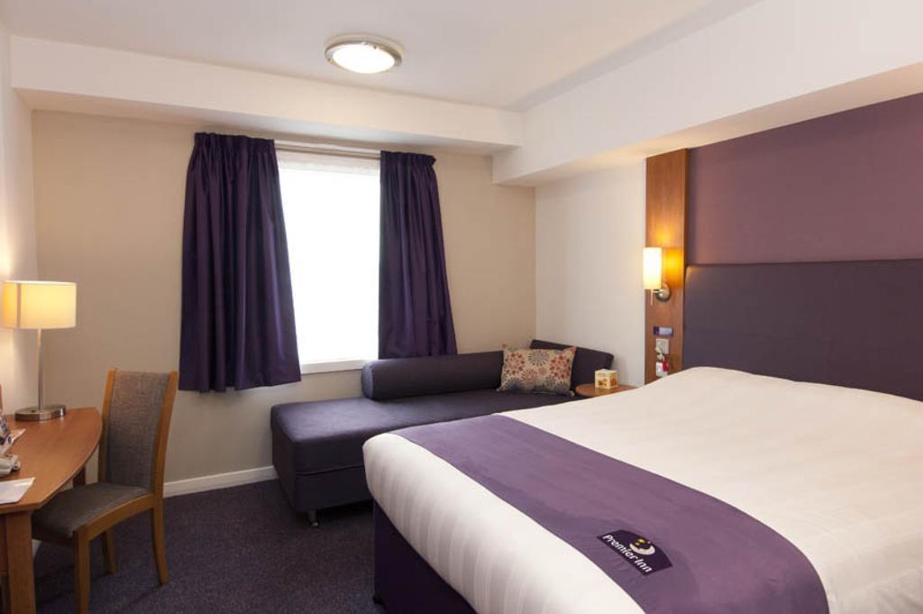 Premier Inn Watford - Croxley Green エクステリア 写真