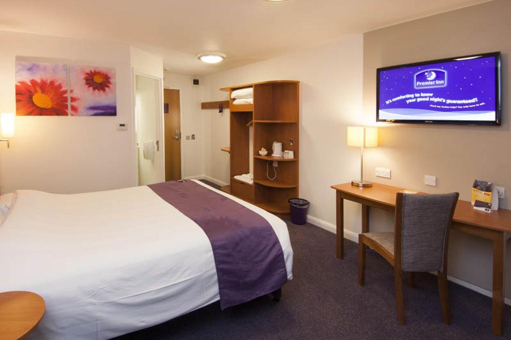 Premier Inn Watford - Croxley Green エクステリア 写真