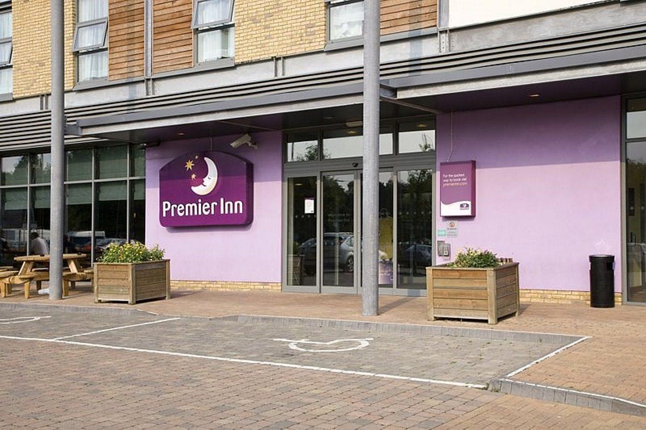 Premier Inn Watford - Croxley Green エクステリア 写真